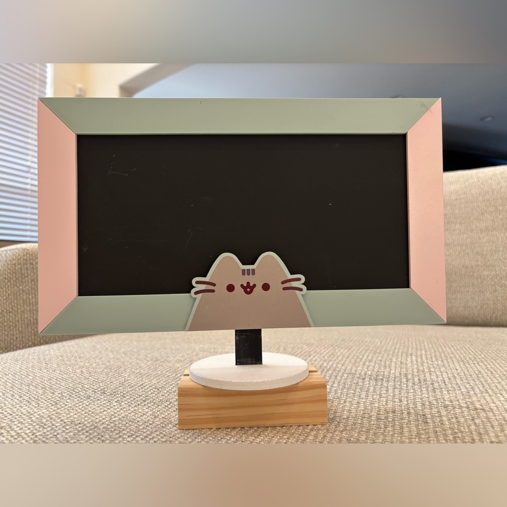 Pusheen Chalkboard with Stand
